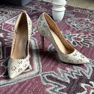 LC Lauren Conrad Beck floral cutout heels